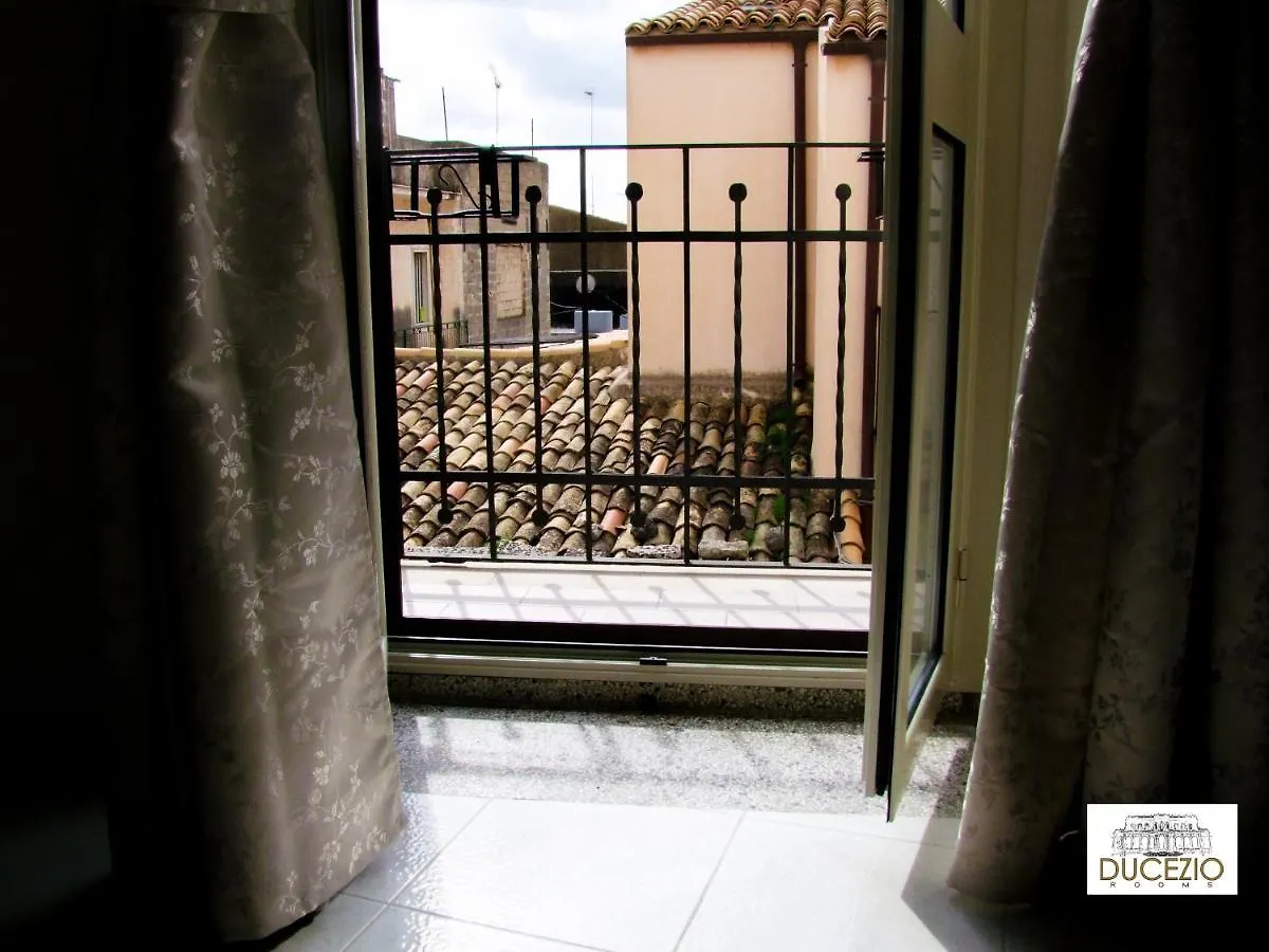 Ducezio Rooms Noto 0*,  Italia